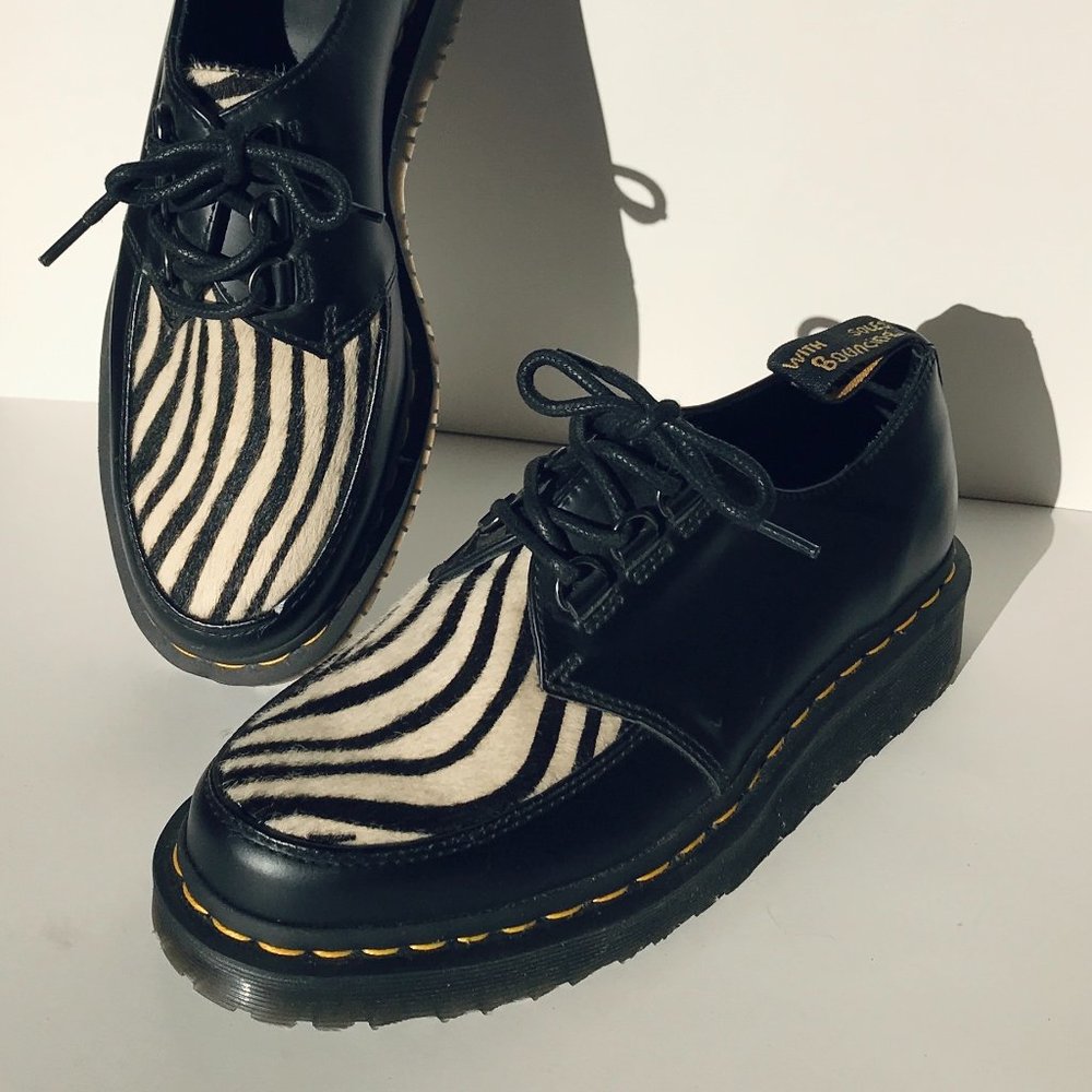 DOC Dr. Martin RAMSEY Zebra loafer size 8 mens